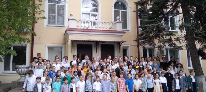 Воспитанники воскресной школы нашего храма приняли участие в епархиальном туре Кирилло-Мефодиевской олимпиады