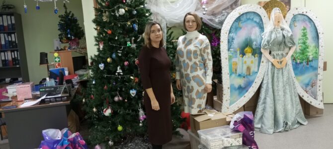 Прихожане нашего храма исполнили новогодние пожелания детей с онкодиагнозом